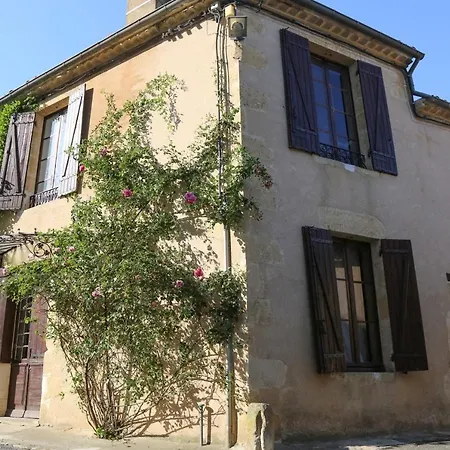 Maison Atypique Dans Cite Medievale Holiday home