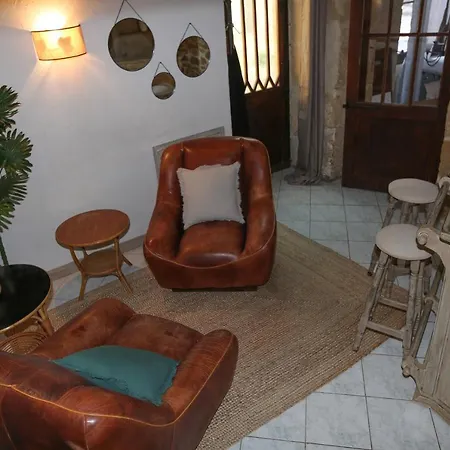 Maison Atypique Dans Cite Medievale Holiday home Saint-Macaire