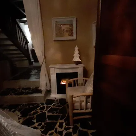 Maison Atypique Dans Cité Médiévale Сasa de vacaciones