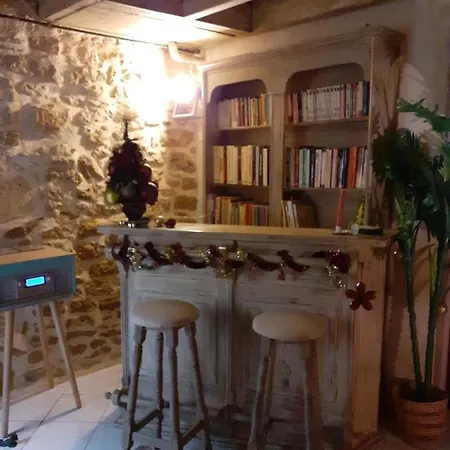 Maison Atypique Dans Cite Medievale *