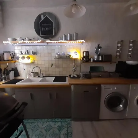 Maison Atypique Dans Cite Medievale