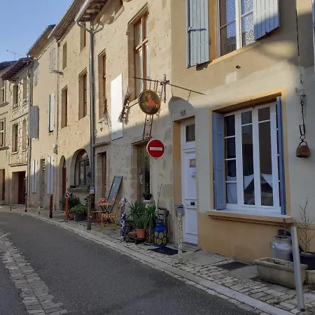 Holiday home Maison Atypique Dans Cite Medievale