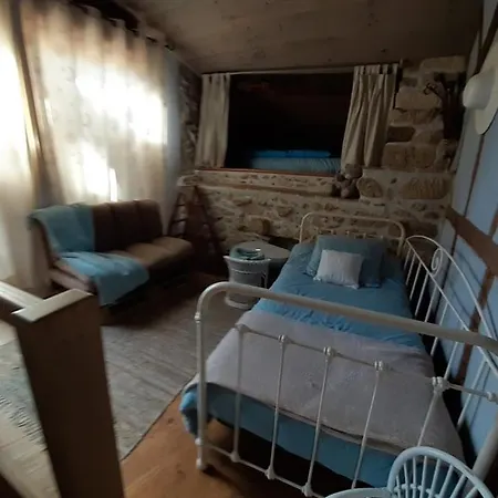 Maison Atypique Dans Cite Medievale Holiday home *