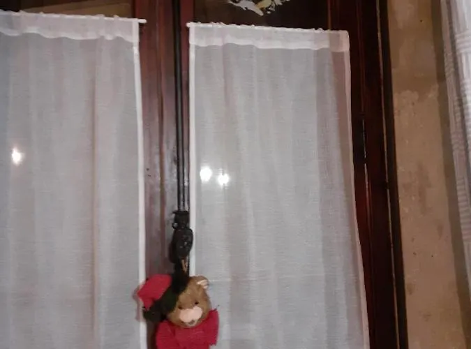 Maison Atypique Dans Cite Medievale بيت للعطل *