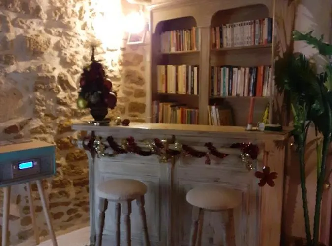 Maison Atypique Dans Cite Medievale *