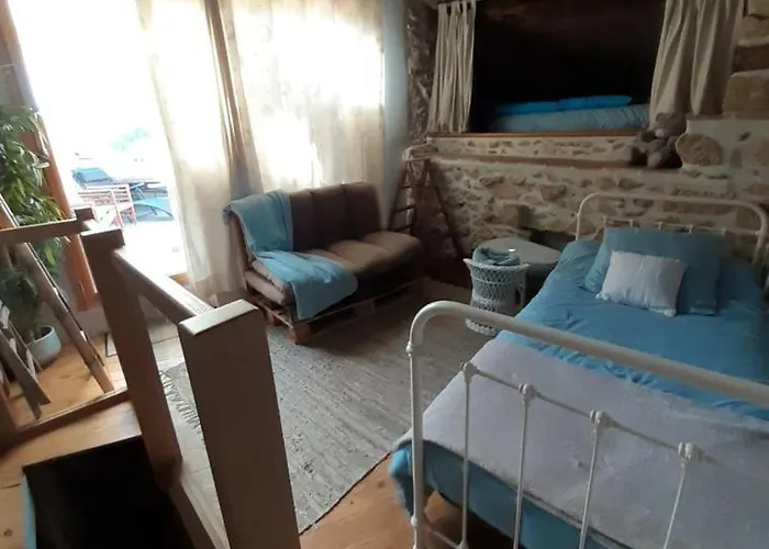 Maison Atypique Dans Cite Medievale بيت للعطل